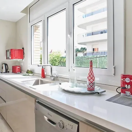 Pure Pool Sensation Apartament Sitges